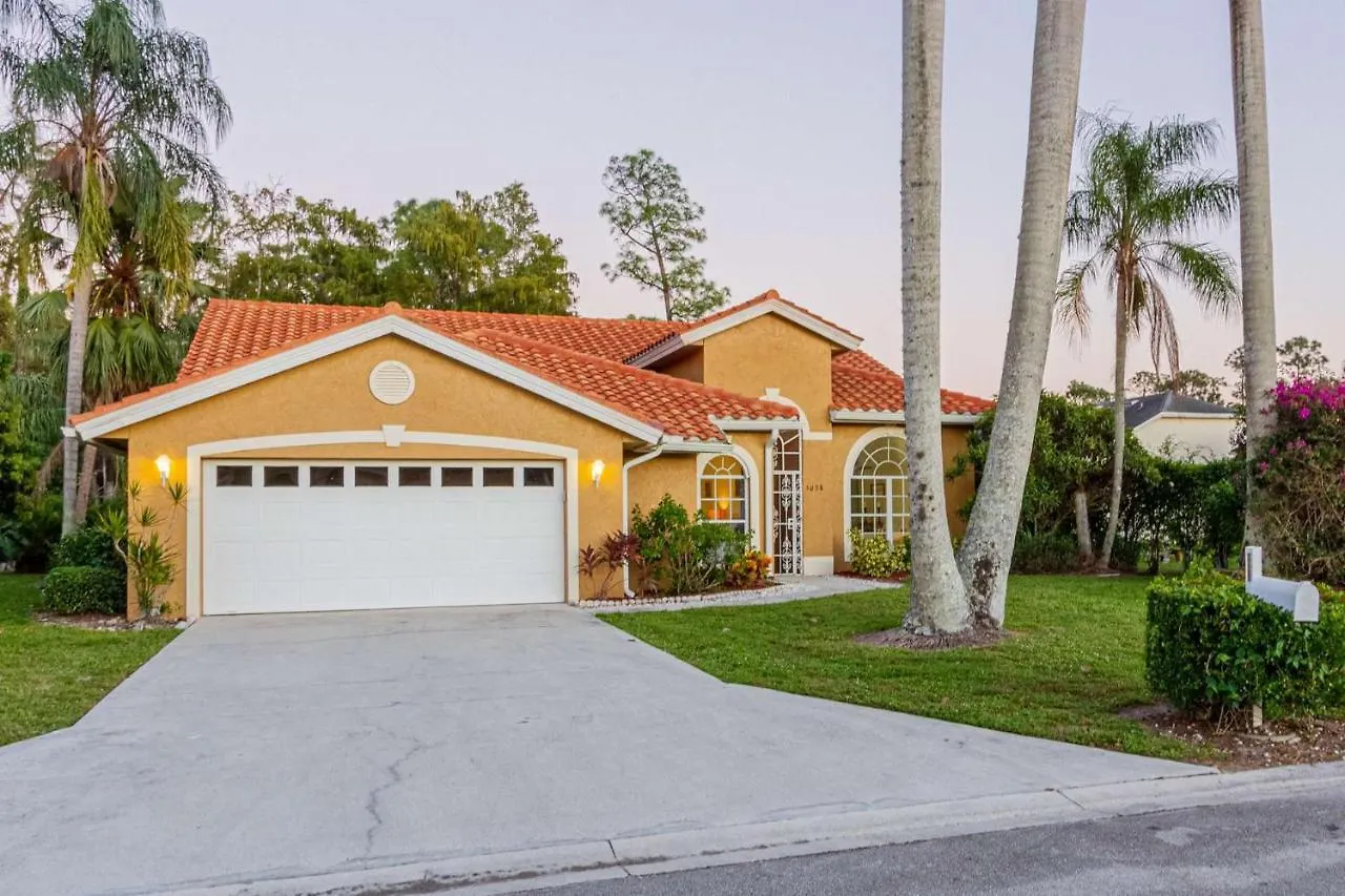 Crown Pointe-mabry Drive
