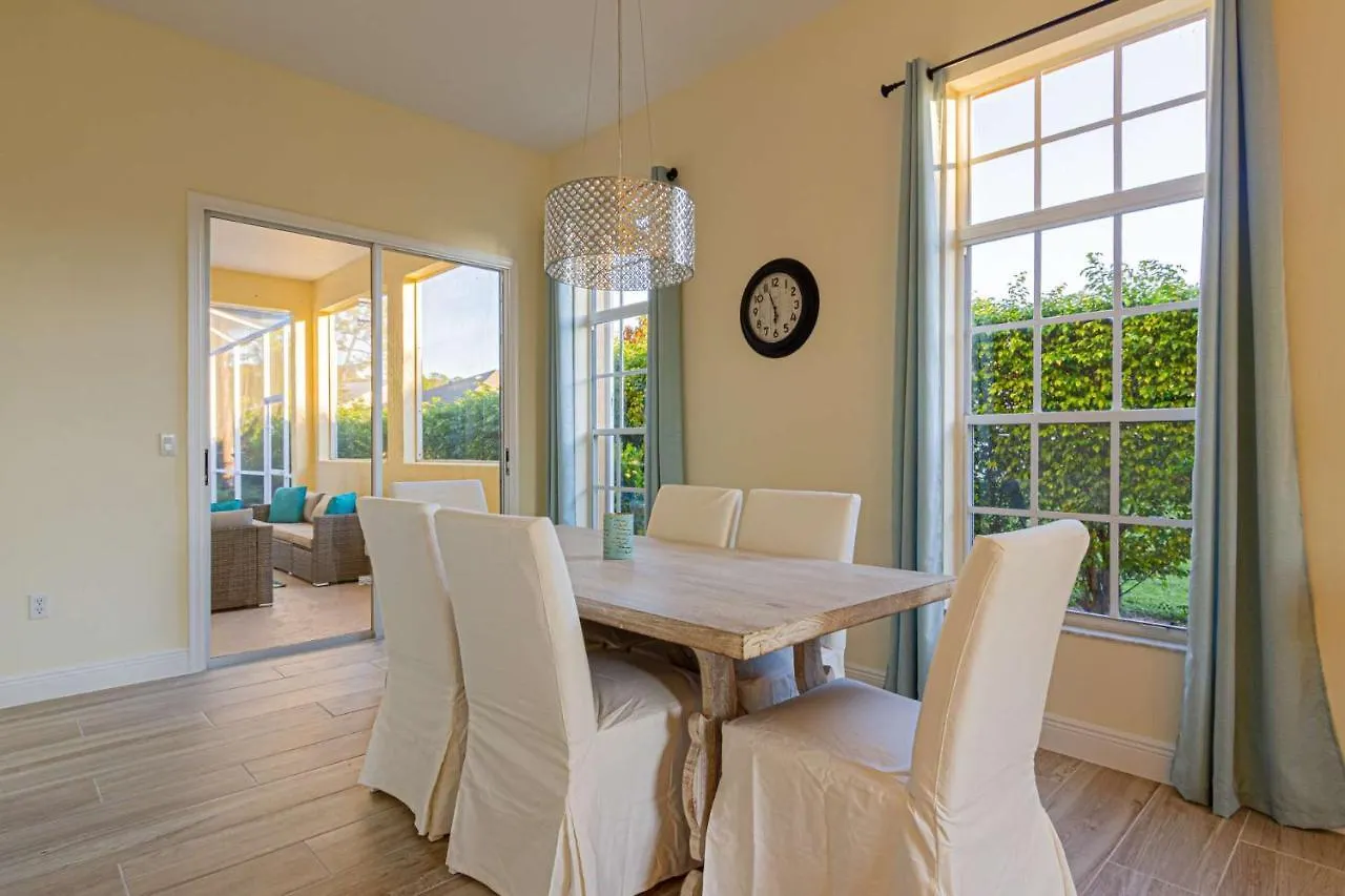 Holiday home Crown Pointe-mabry Drive Naples