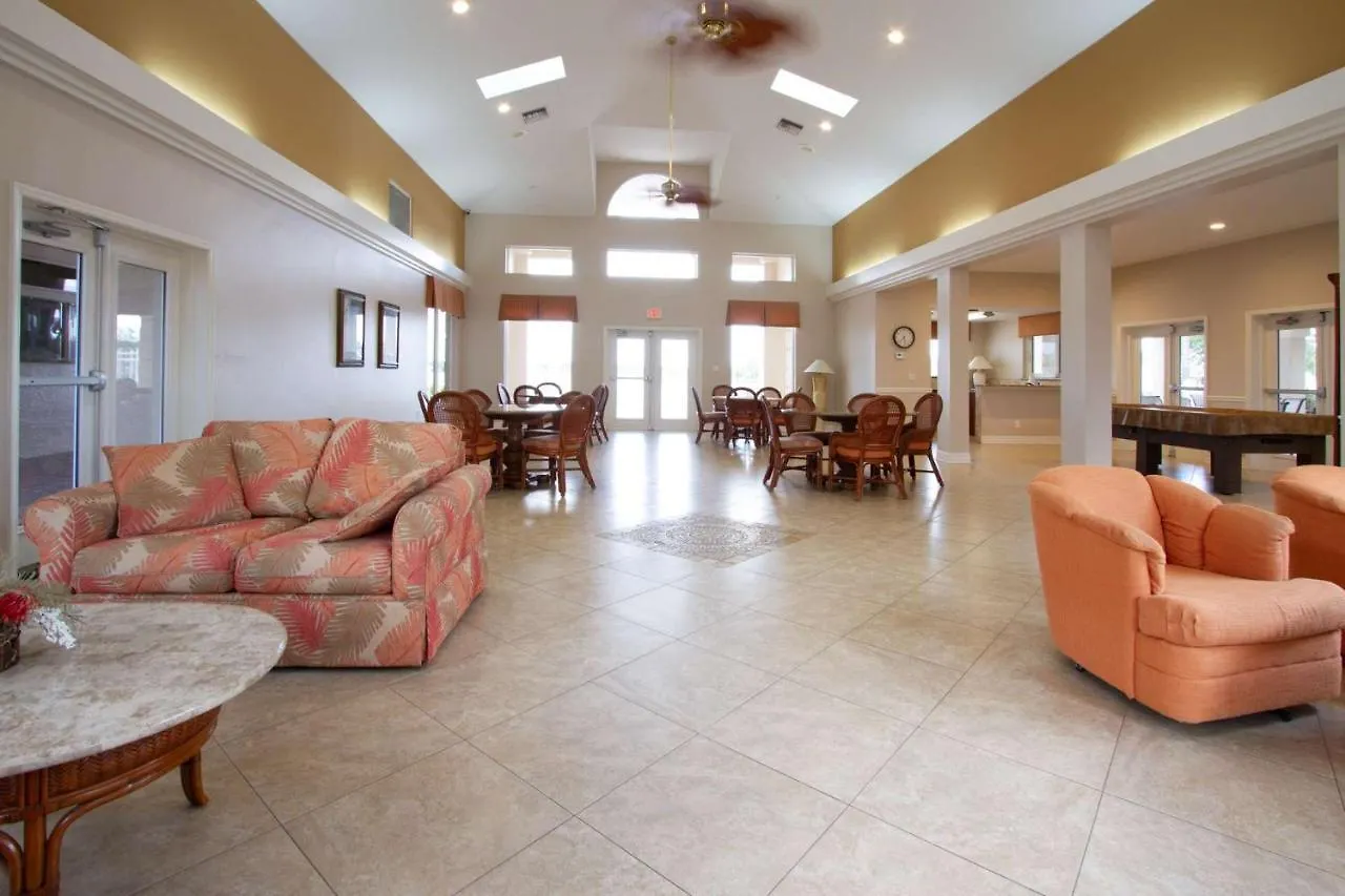 Crown Pointe-mabry Drive *