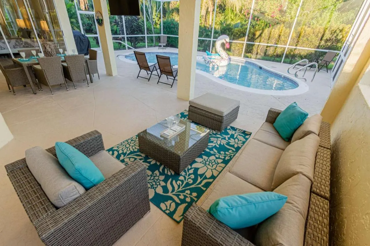 Crown Pointe-mabry Drive Naples