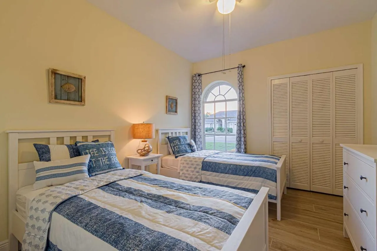 Crown Pointe-mabry Drive *