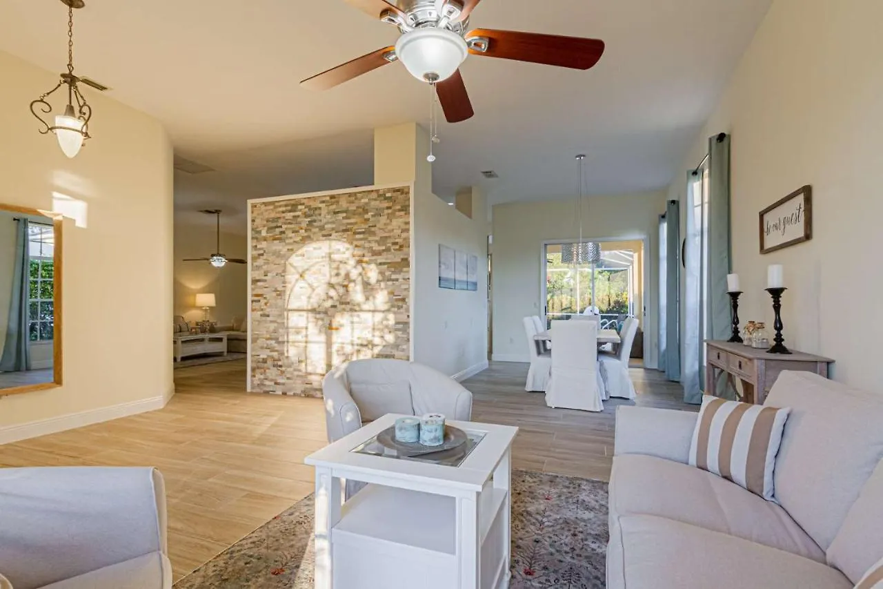 Holiday home Crown Pointe-mabry Drive Naples