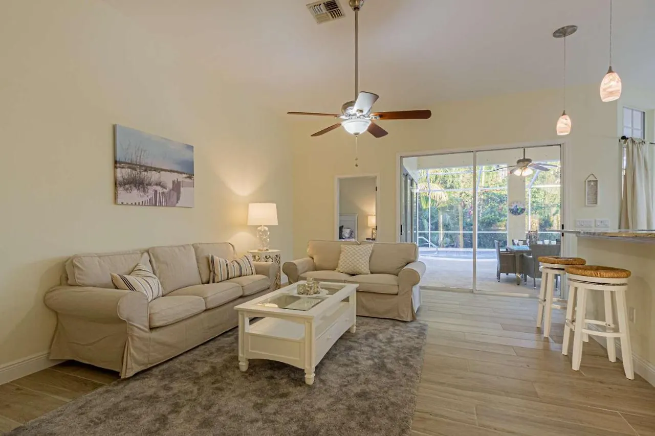 Crown Pointe-mabry Drive Holiday home Naples