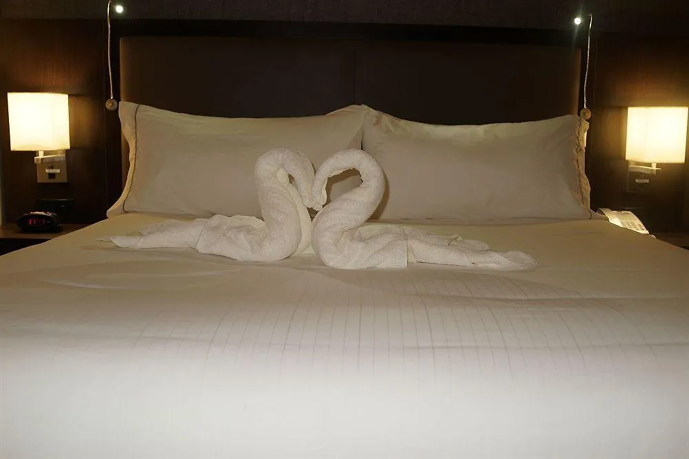 Express & Downtown - 5th Avenue By Ihg Hotel 3*