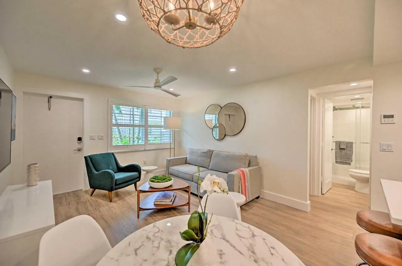 Apartment Luxe Escape Walk To And Downtown! Naples