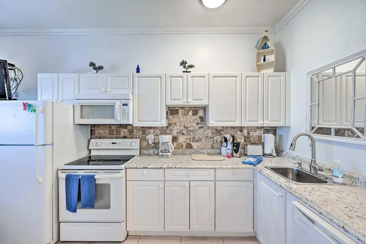 Waterfront About 15 Mi To Everglades! Apartment