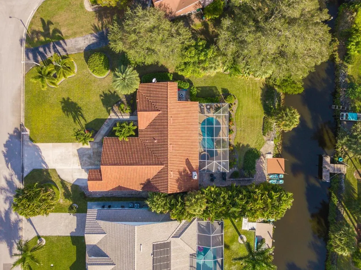 The New Diamond In Naples
