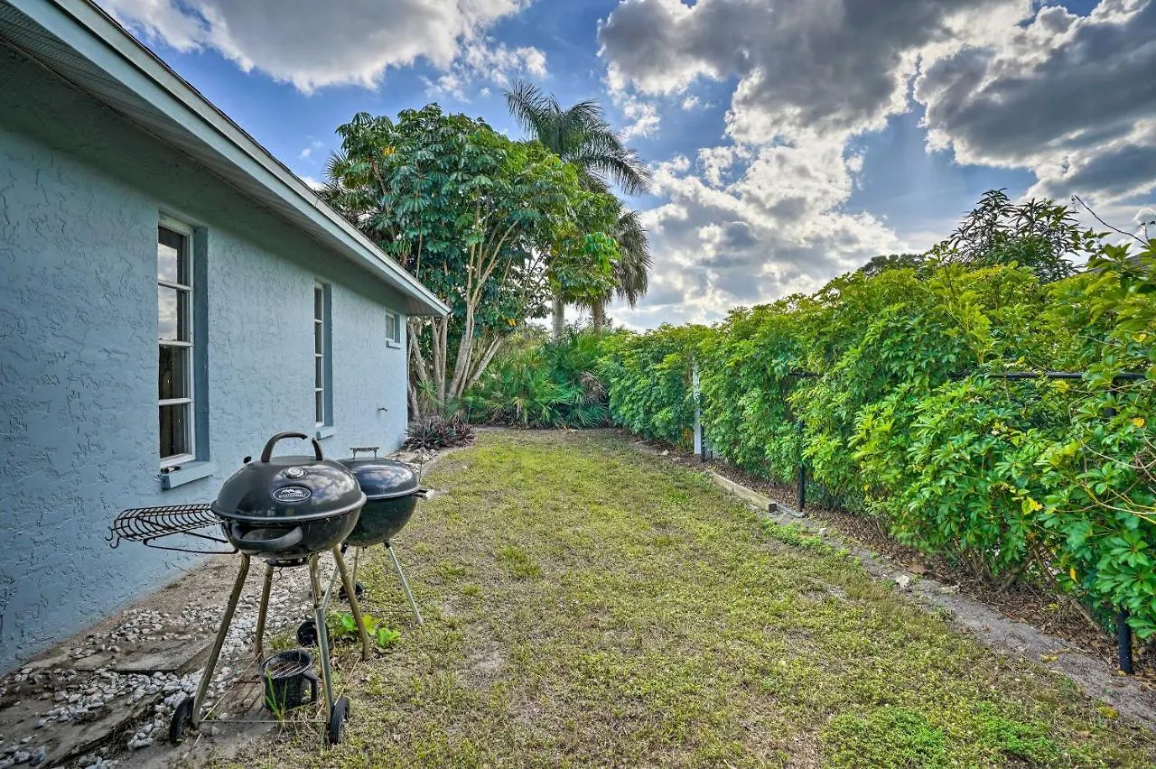 Direct Gulf Access And Lanai Sunny Home! *