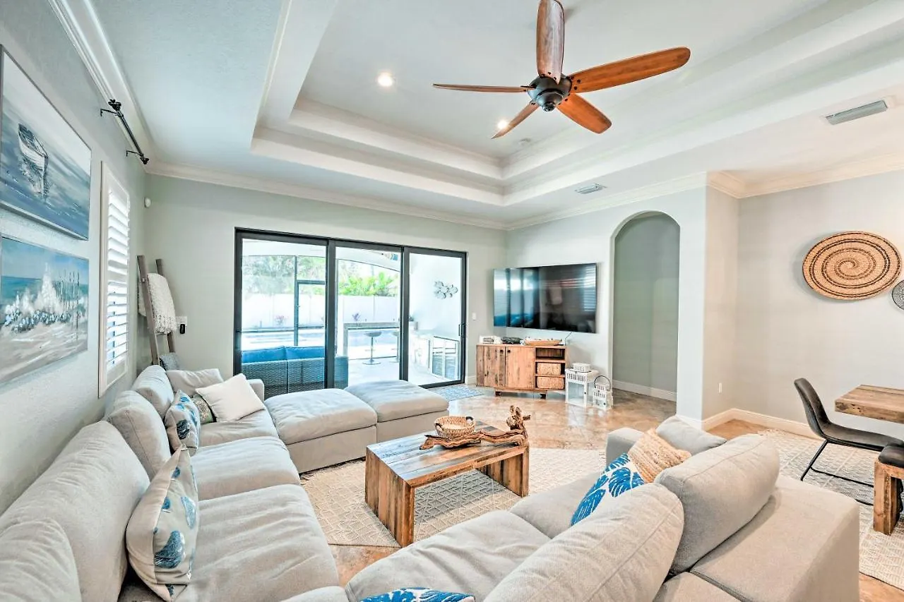 Coastal Getaway About 2 Mi To Beaches! Holiday home Naples