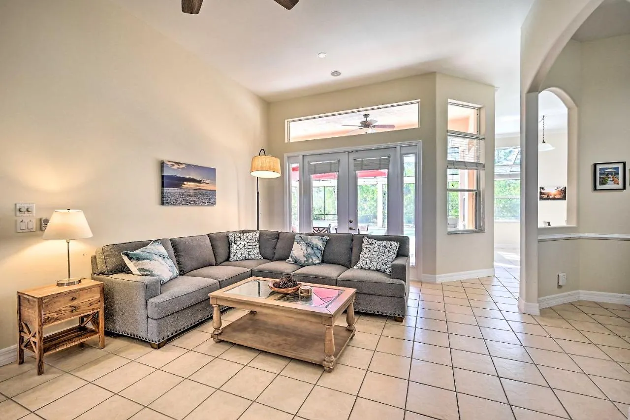 Backyard Oasis With Private Pool! North Naples