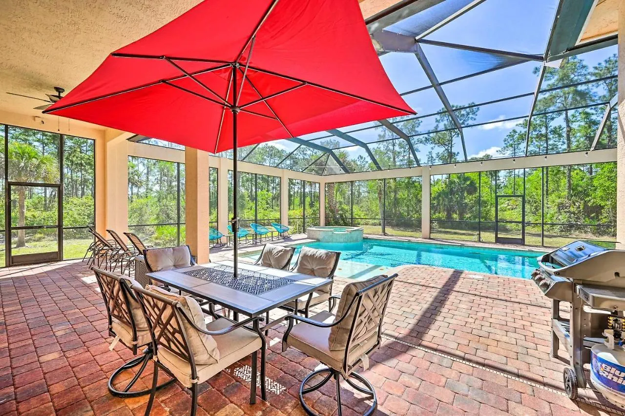 Backyard Oasis With Private Pool! Feriehus North Naples