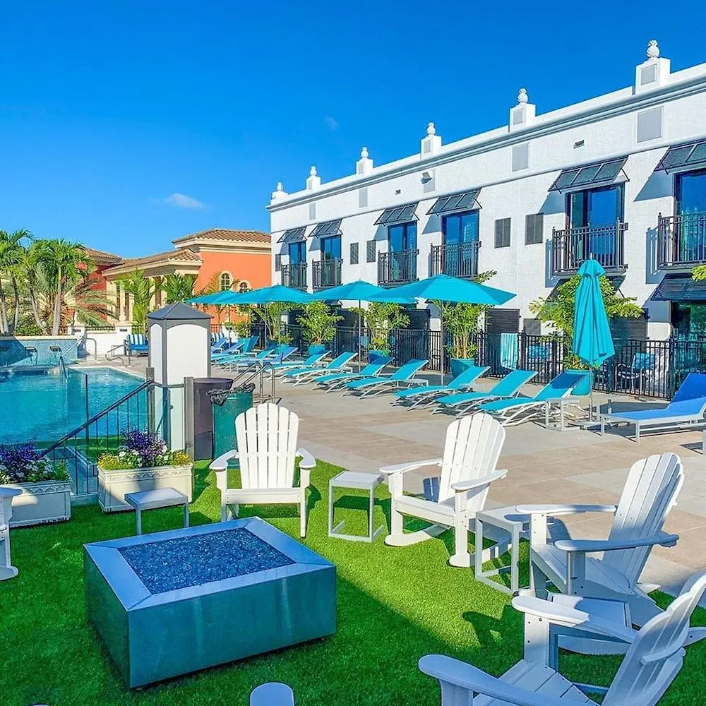 安付福思酒店 North Naples