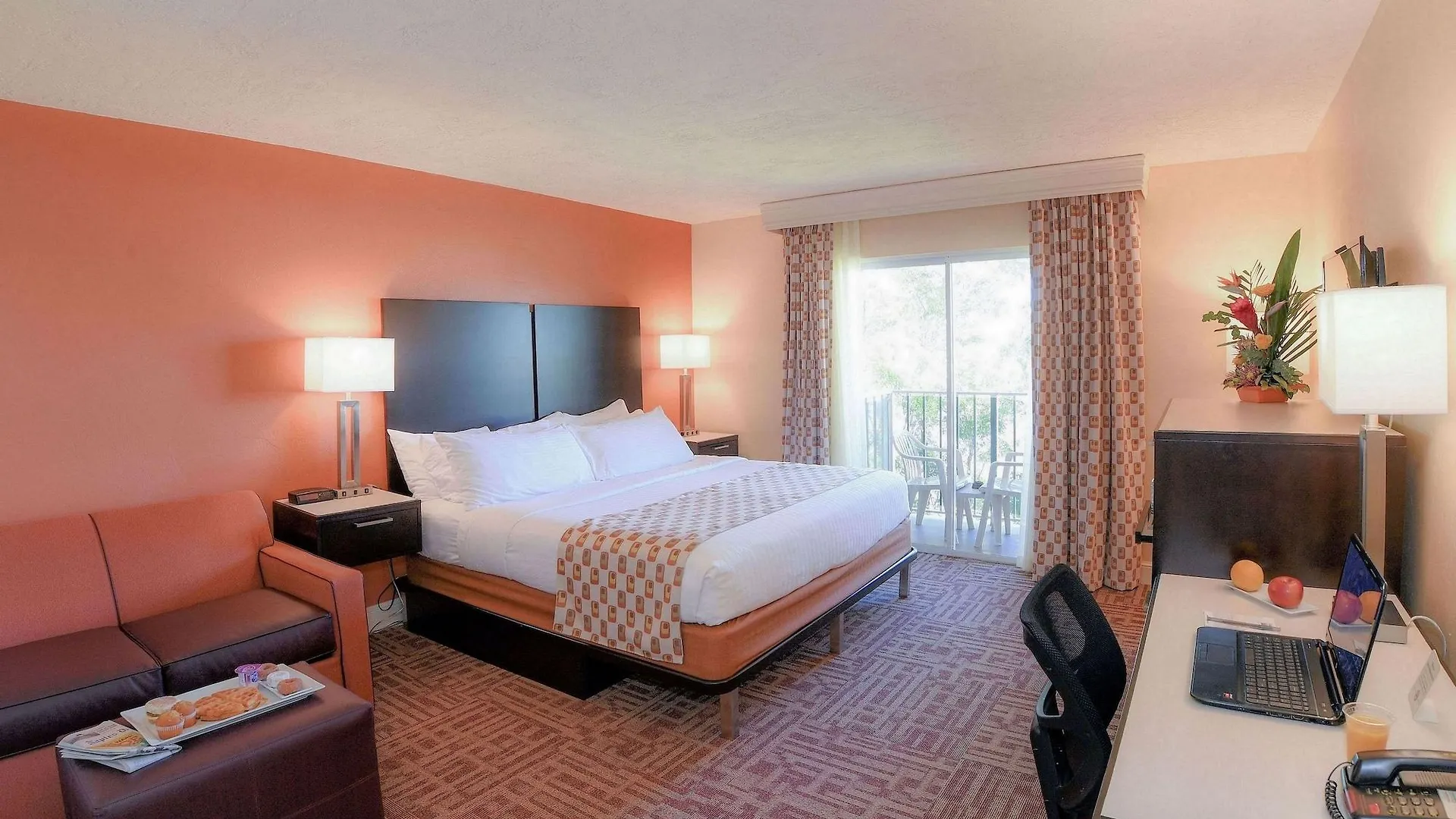 Hotel Of Naples, Tapestry Collection By Hilton North Naples