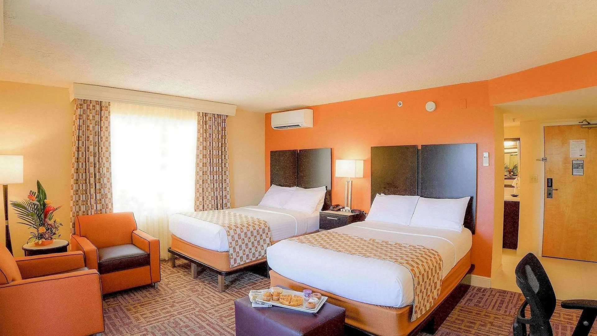 Hotel Of Naples, Tapestry Collection By Hilton North Naples