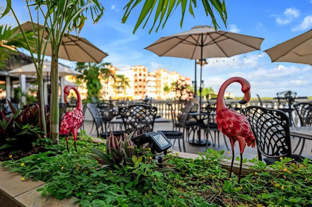 Bayfront 5th Avenue 3* North Naples