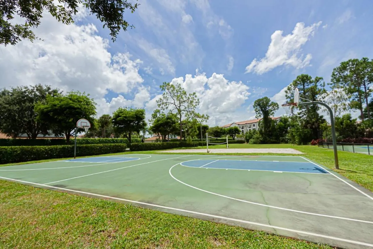 Briarwood- Terrazzo Lane With View *