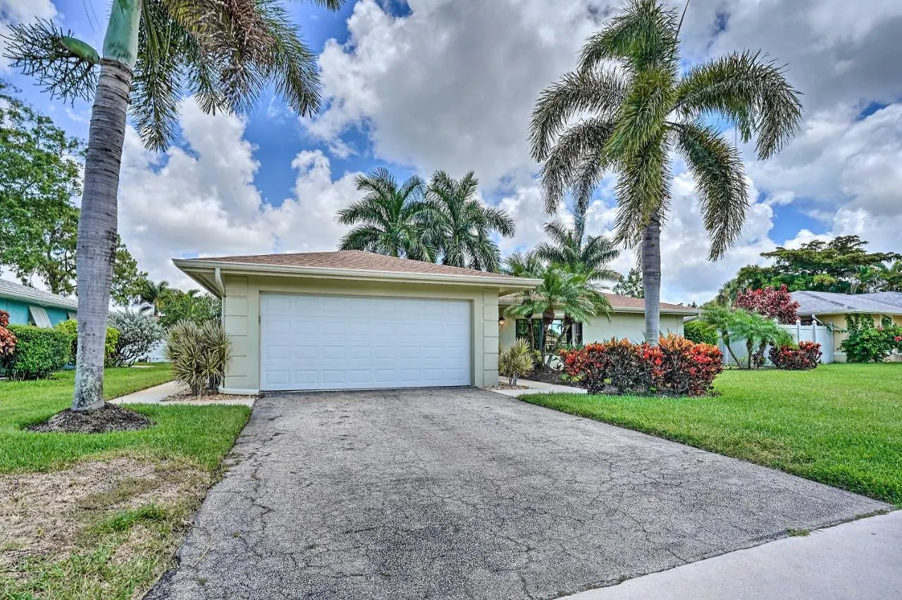 Holiday home Charming With Patio About 5 Mi To