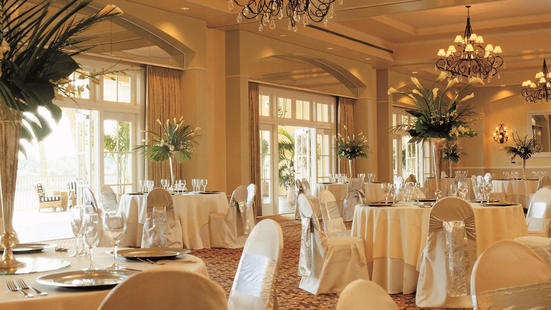 La Playa & Golf Resort, A Noble House Resort Naples Park
