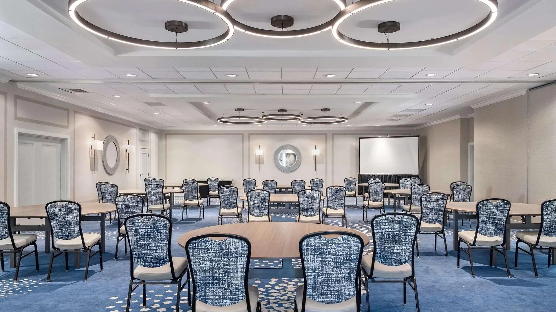 Doubletree By Hilton 4*