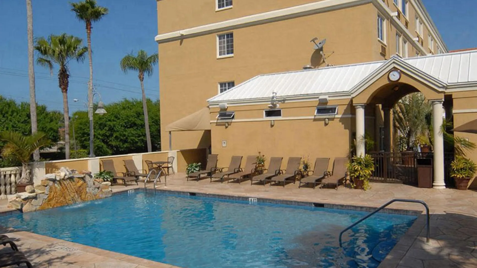 Otel Bayfront 5th Avenue North Naples