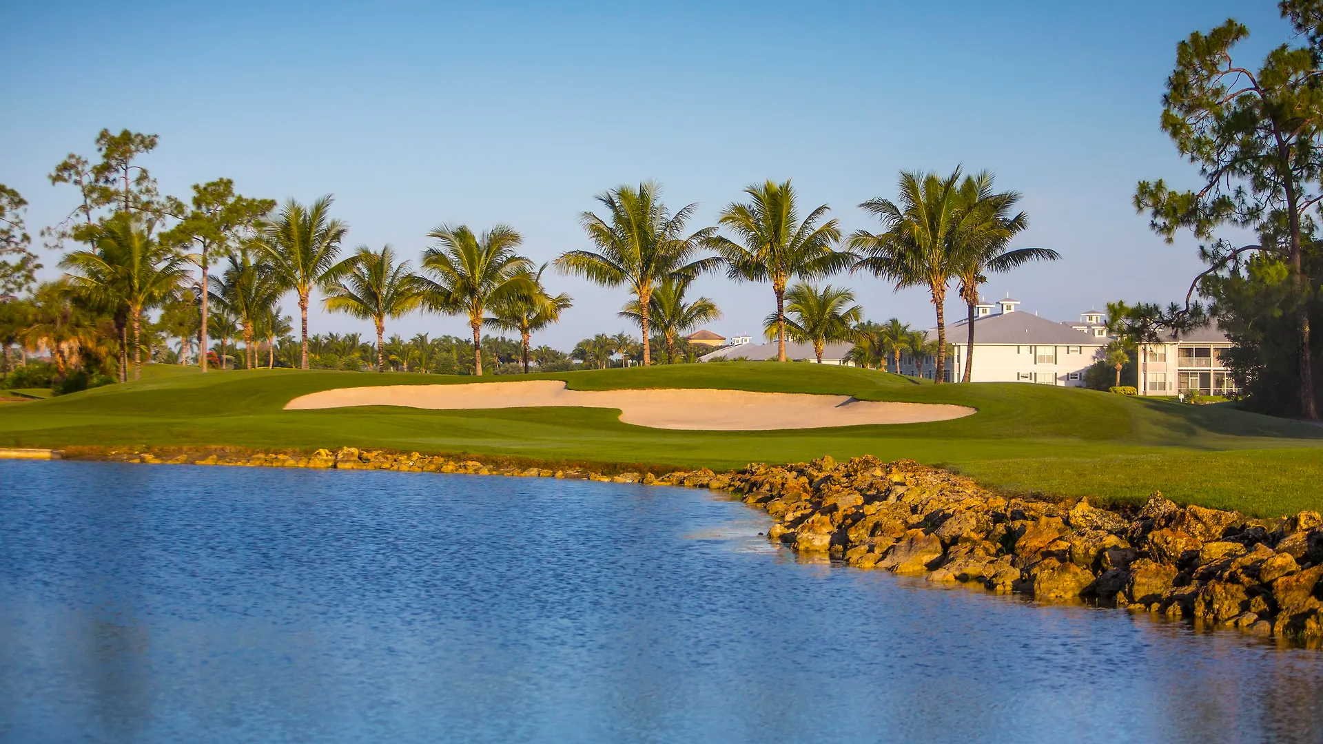 Greenlinks Golf At Lely 3*