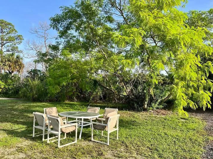 בית הארחה Sunset Hide Away On The Water North Naples