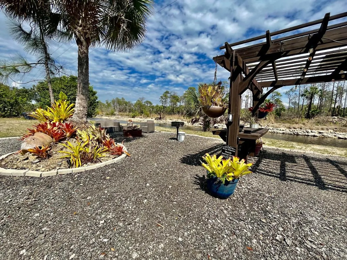 בית הארחה Sunset Hide Away On The Water North Naples