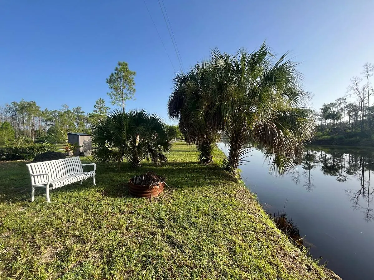 Sunset Hide Away On The Water * North Naples