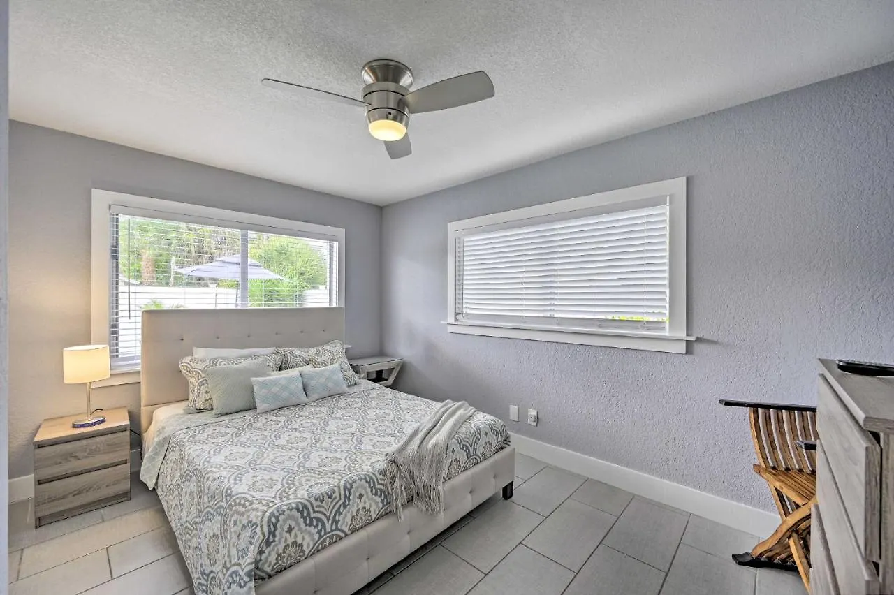 Remodeled Getaway With Pool About 1 Mi To Beach!