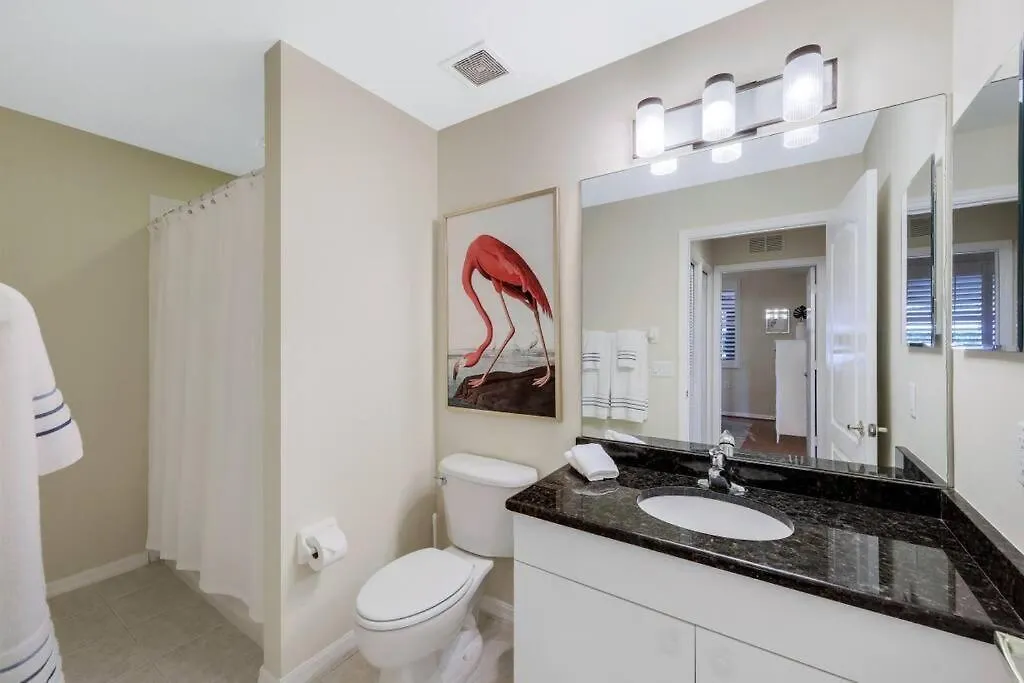 Apartment Beautiful 2 Bedroom W/ Golf Membership Included