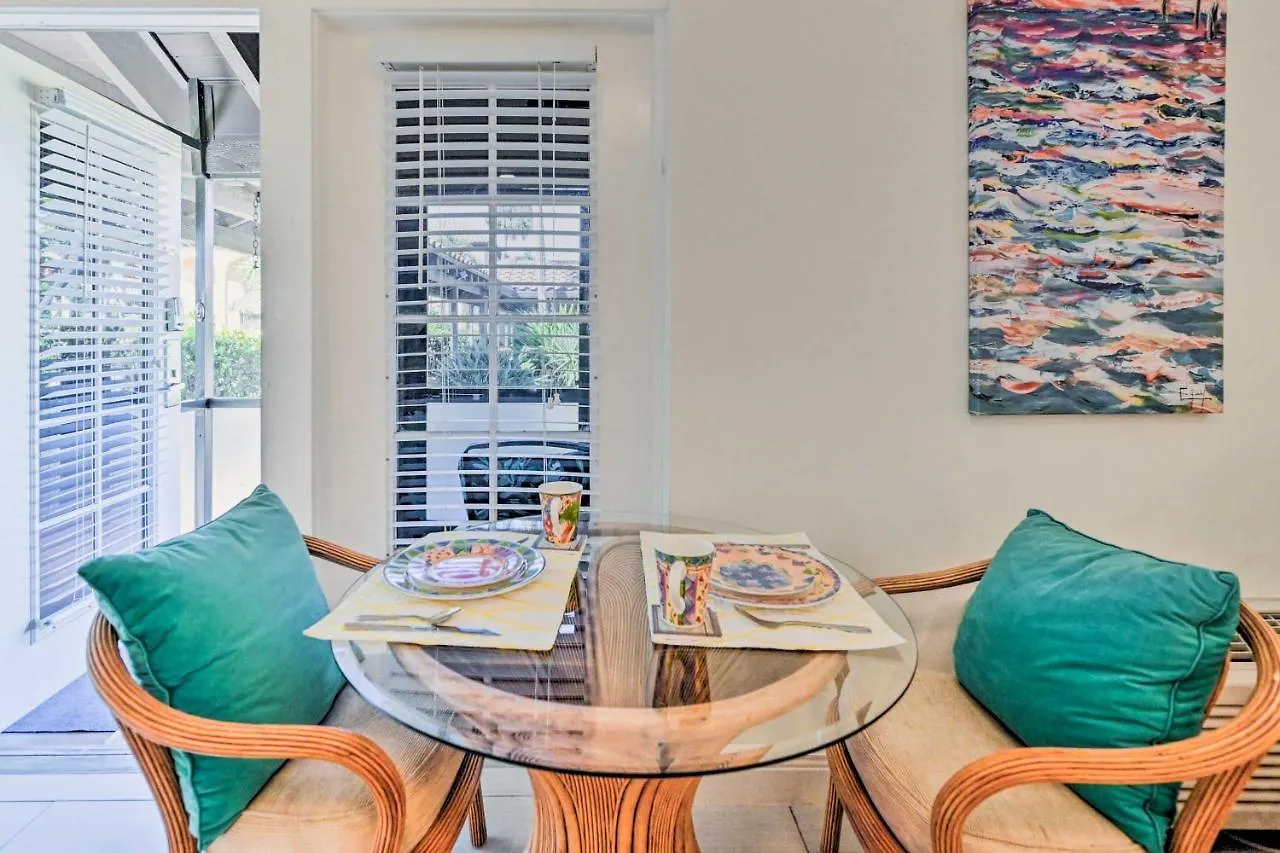 Apartment Near Everglades With Marina!