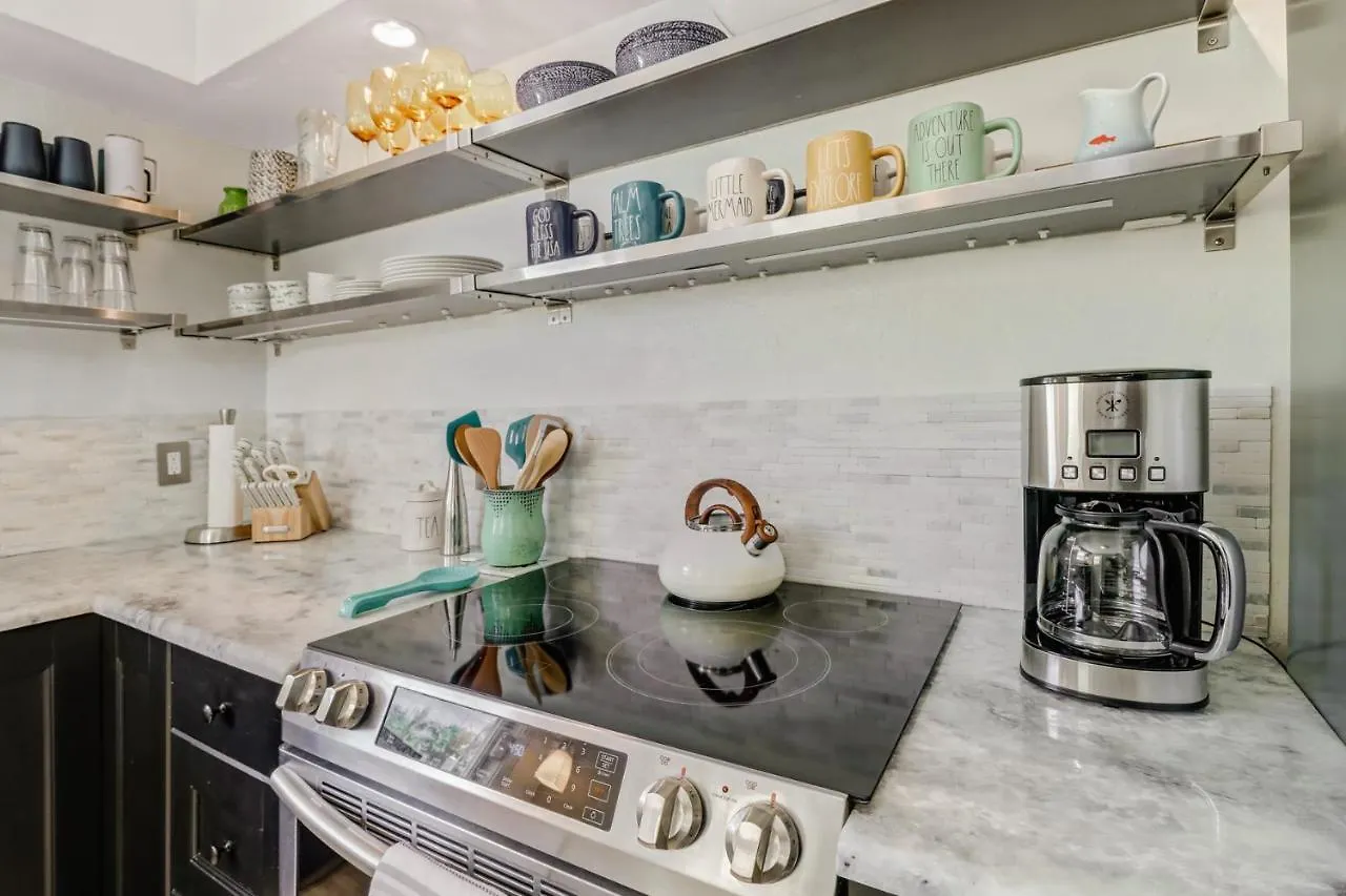 Coastal Soul House In The Heart Of North Naples