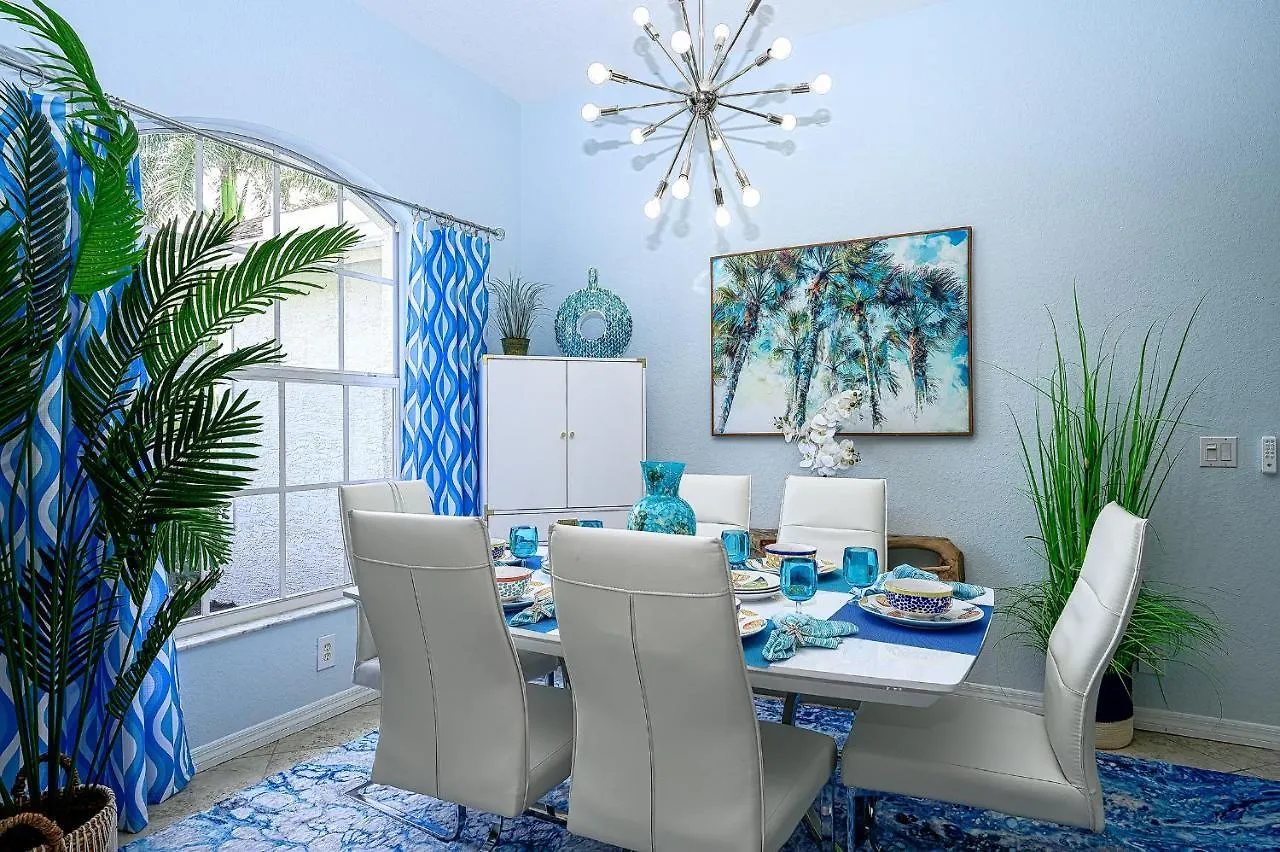 Briarwood Delight Has Brand New Pool/spa! Holiday home