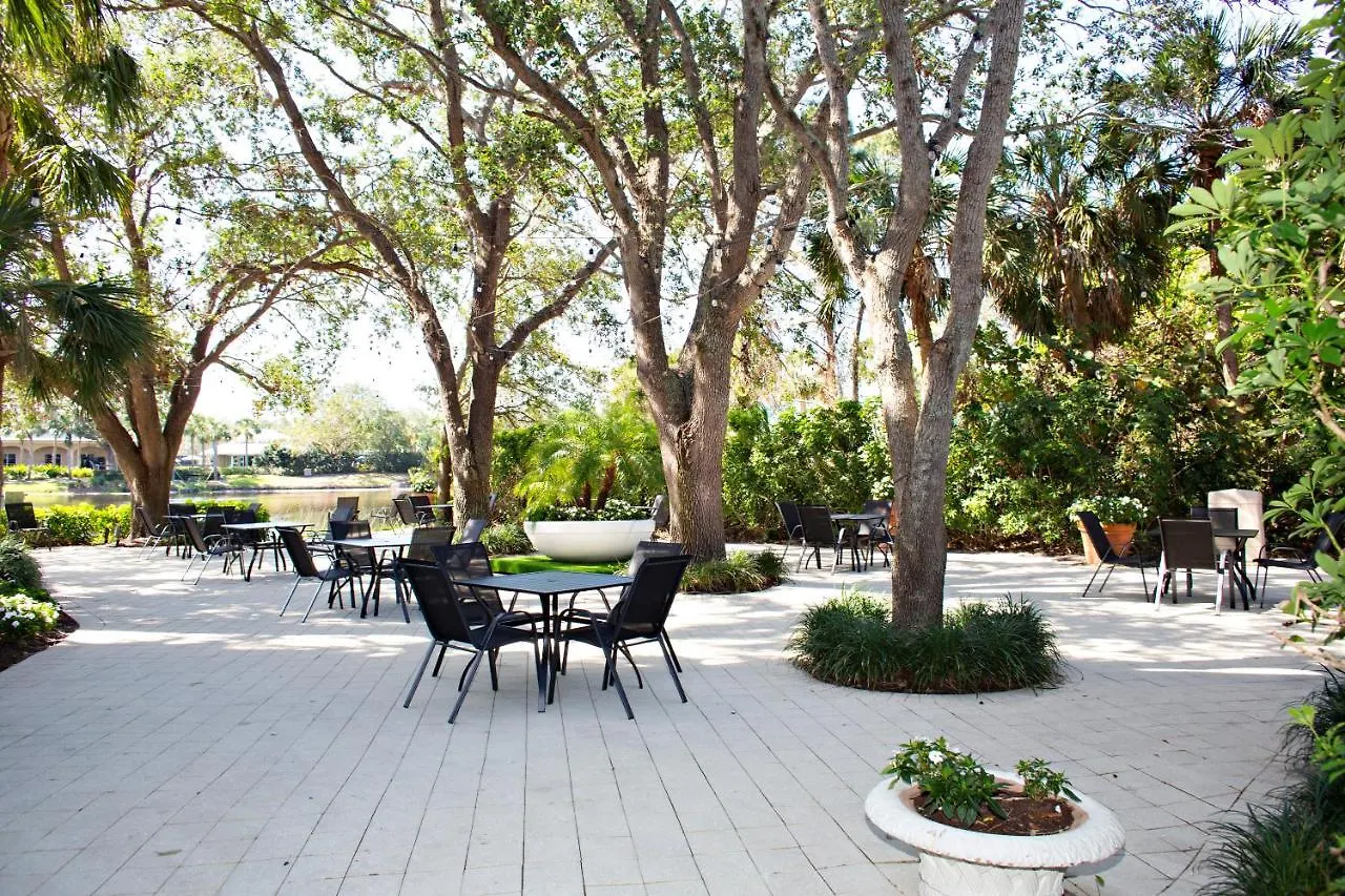 At Pelican Bay 4* North Naples