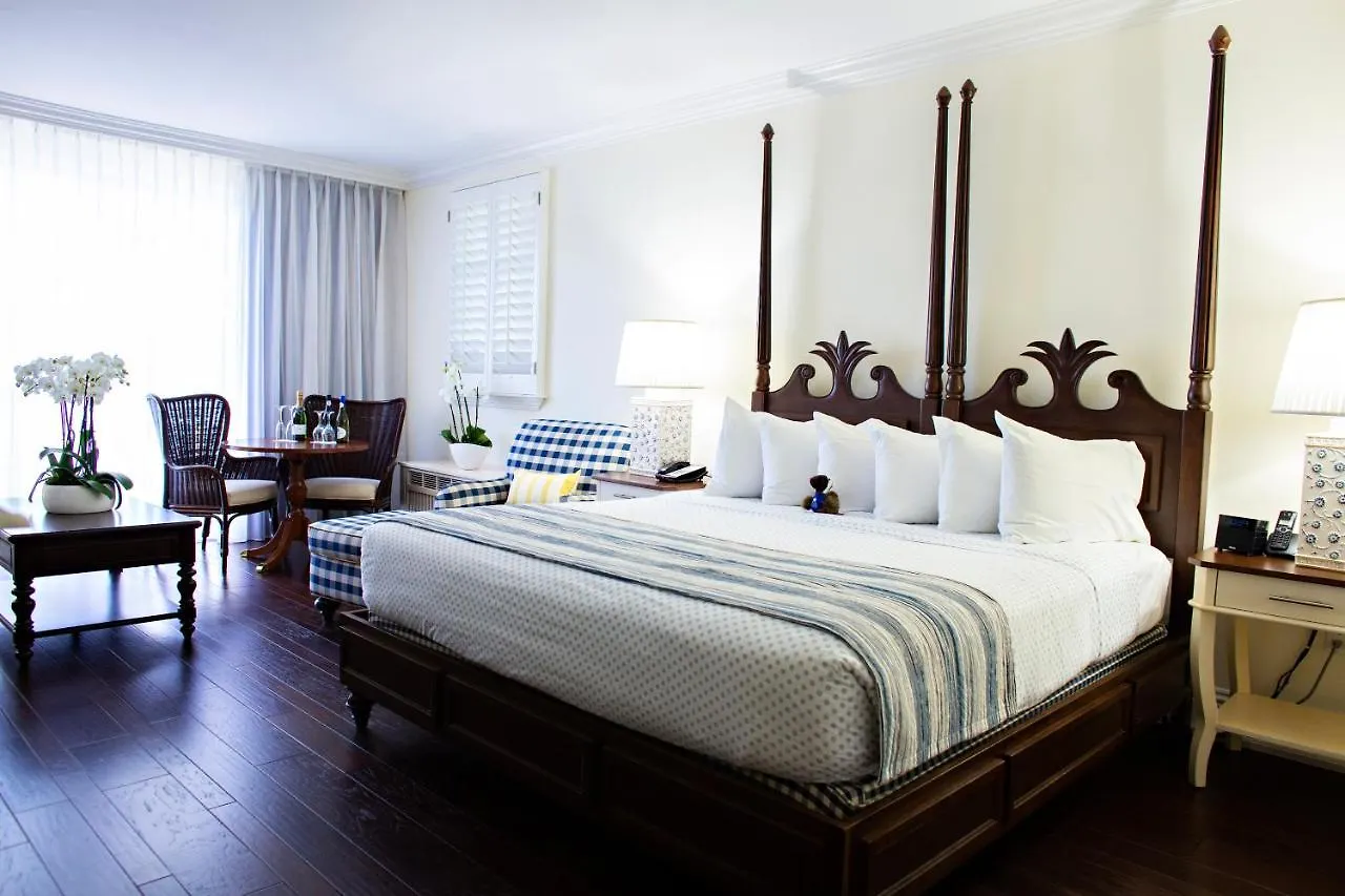 Hotel At Pelican Bay North Naples