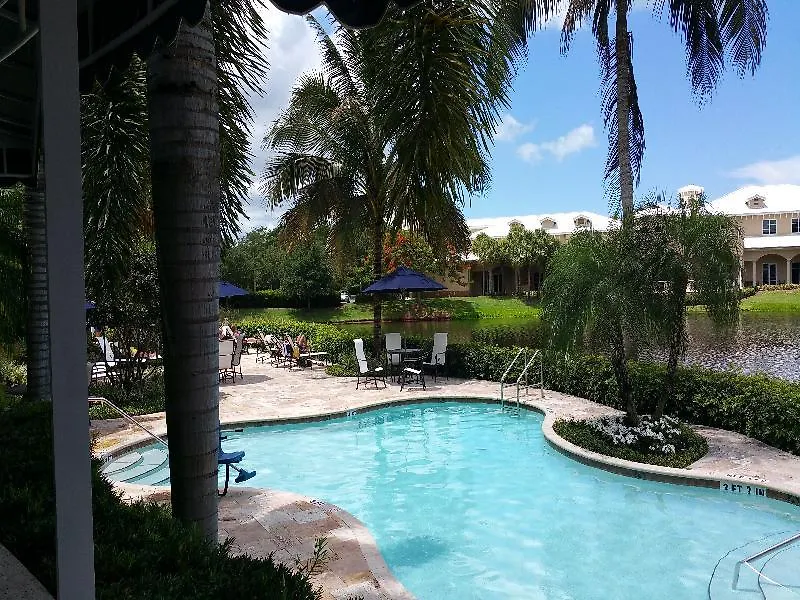 Hotel At Pelican Bay