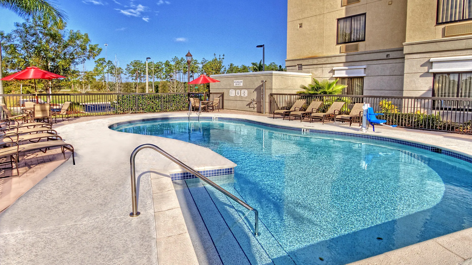 Springhill By Marriott 3* North Naples