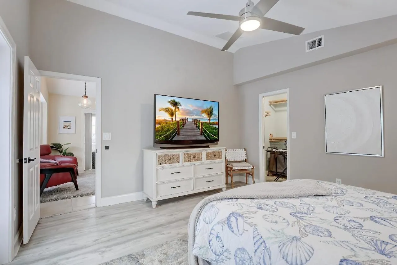 Holiday home Pet Friendly Pool In River Reach Of Fl Naples