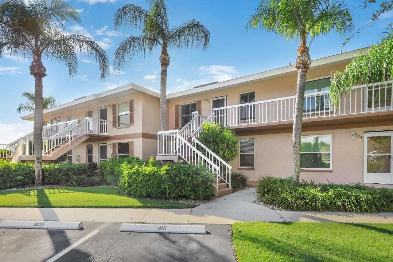 Mainsail Unit 413 Holiday home Naples