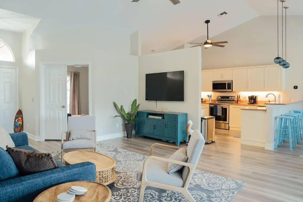 Sovanita House Naples, Fl *