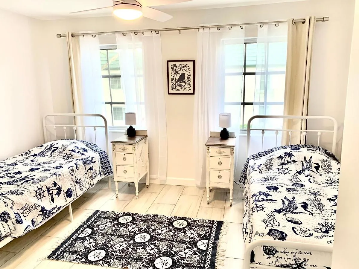 Apartment Newly Remodeled 2br, 2ba In Bath And Tennis