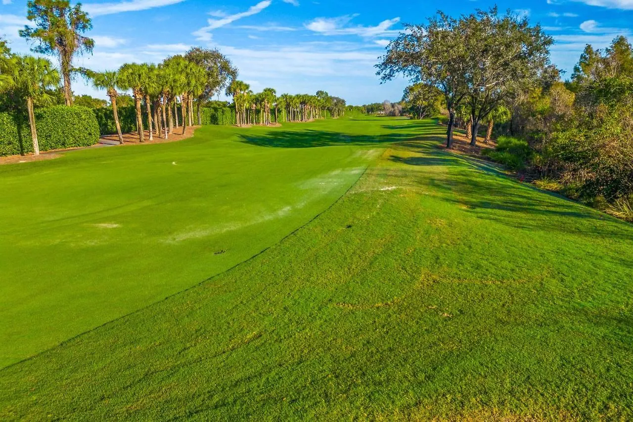 Apartment Bundled Cypress Golf Retreat, Unit 203