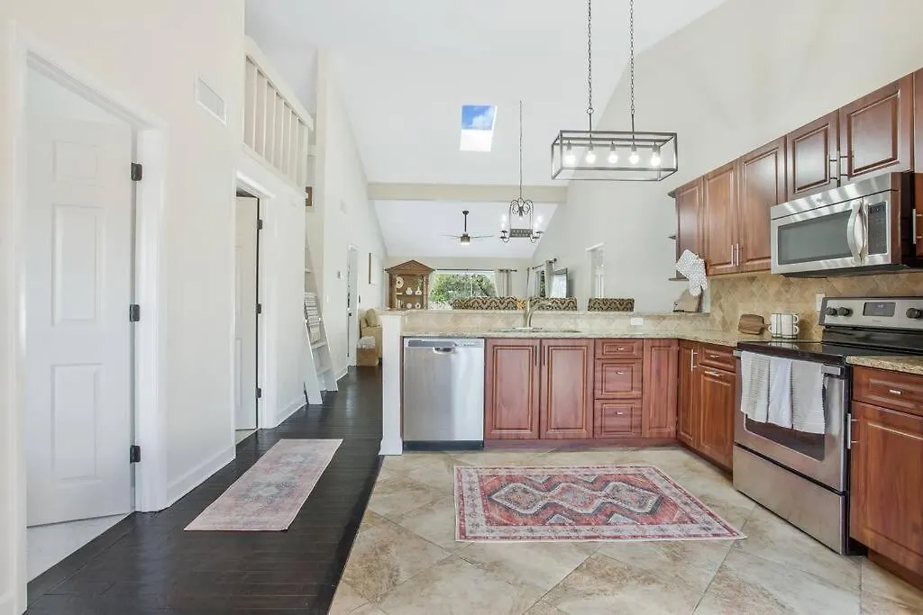 Oasis Villa North Naples
