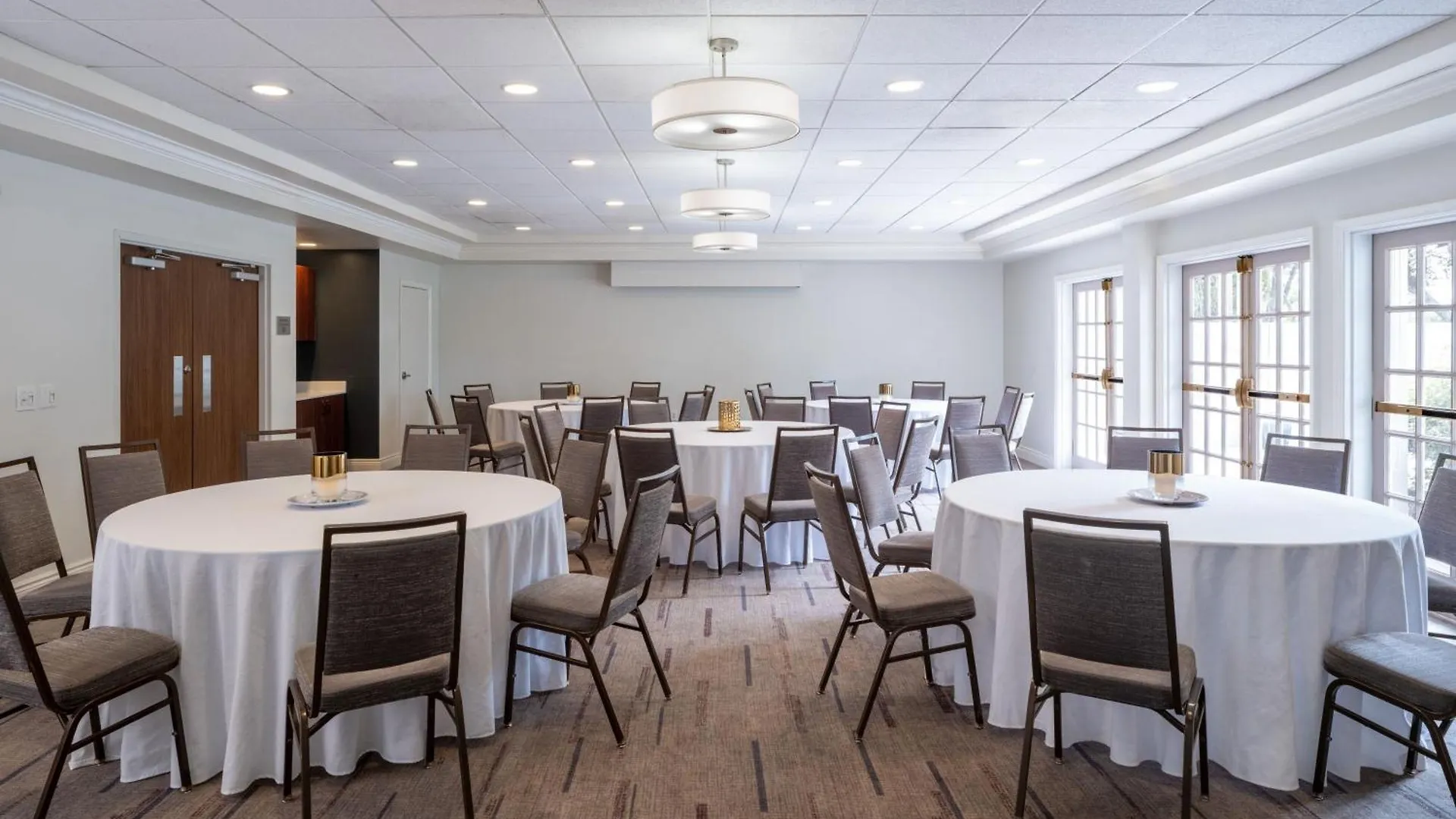 Courtyard By Marriott - Hotel 3*