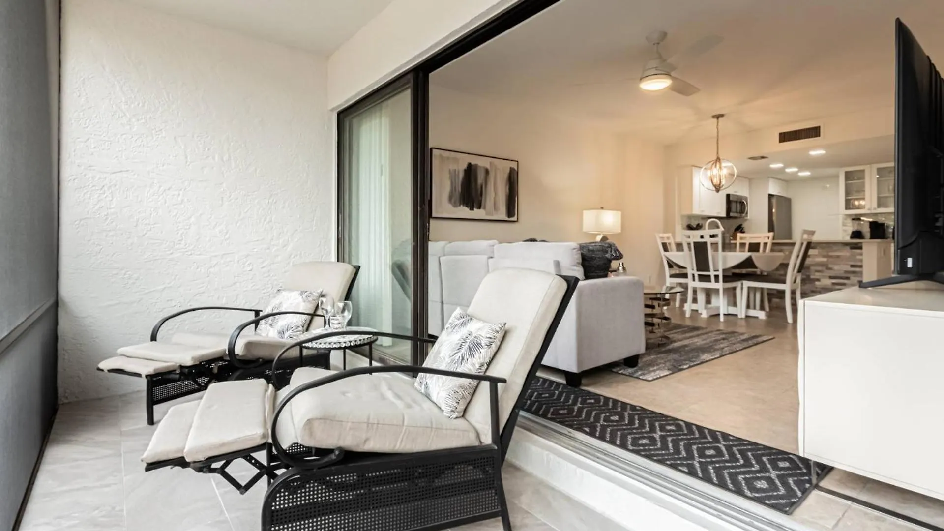 Park Shore Resort, 1st Floor, Bldg. A * North Naples