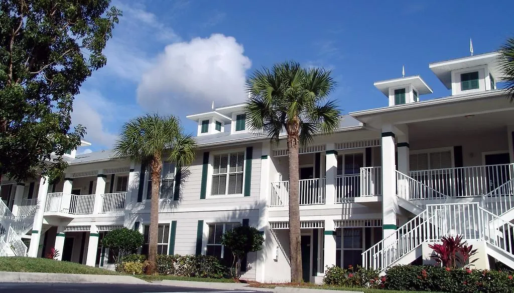 Resort Greenlinks Golf At Lely