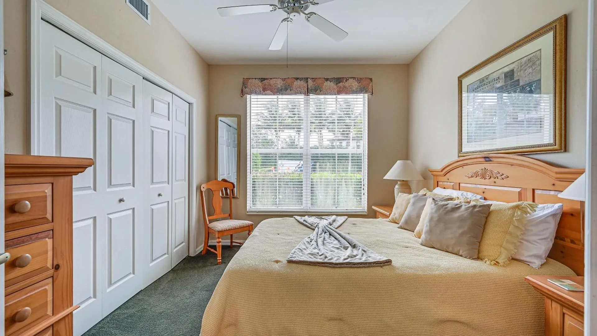With Pond Views And Patio - Near Golf! Naples