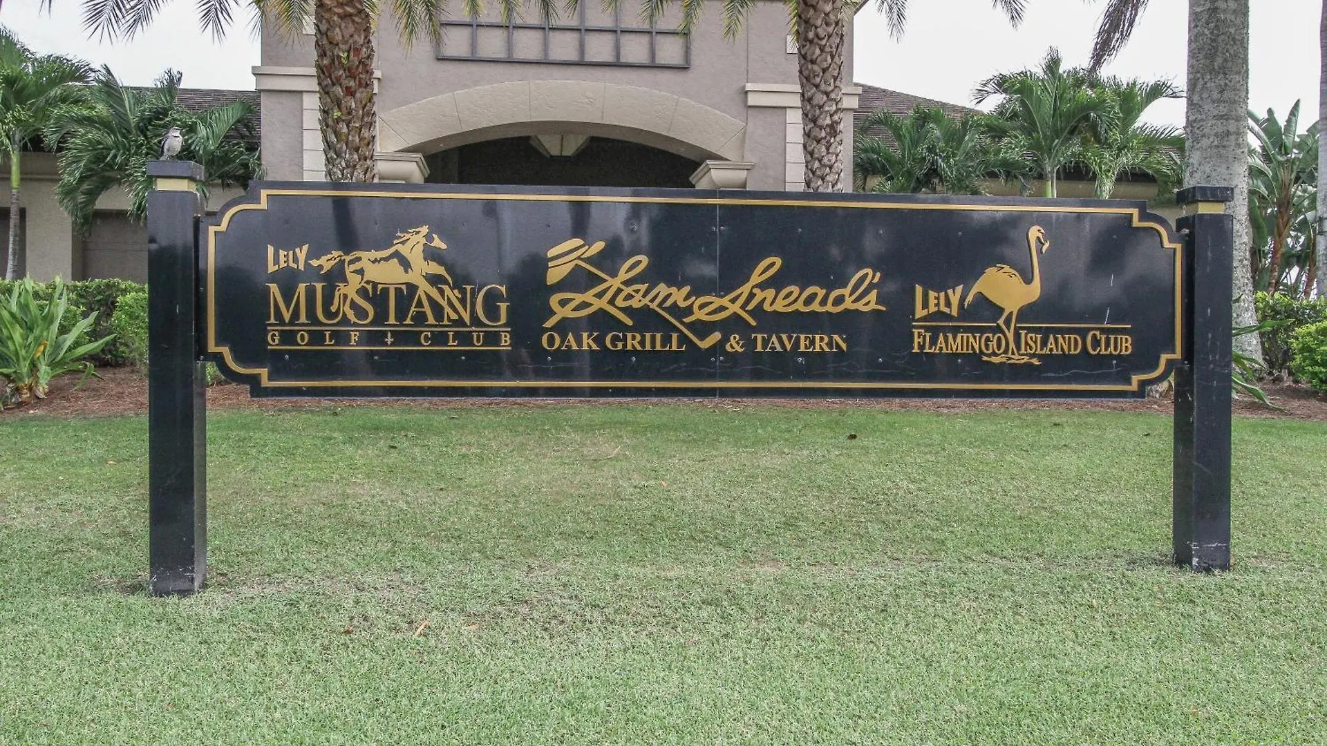 Greenlinks At Lely Luxury White Orchid Fully Renovated Modern 1st Floor 3bdr Golf Naples