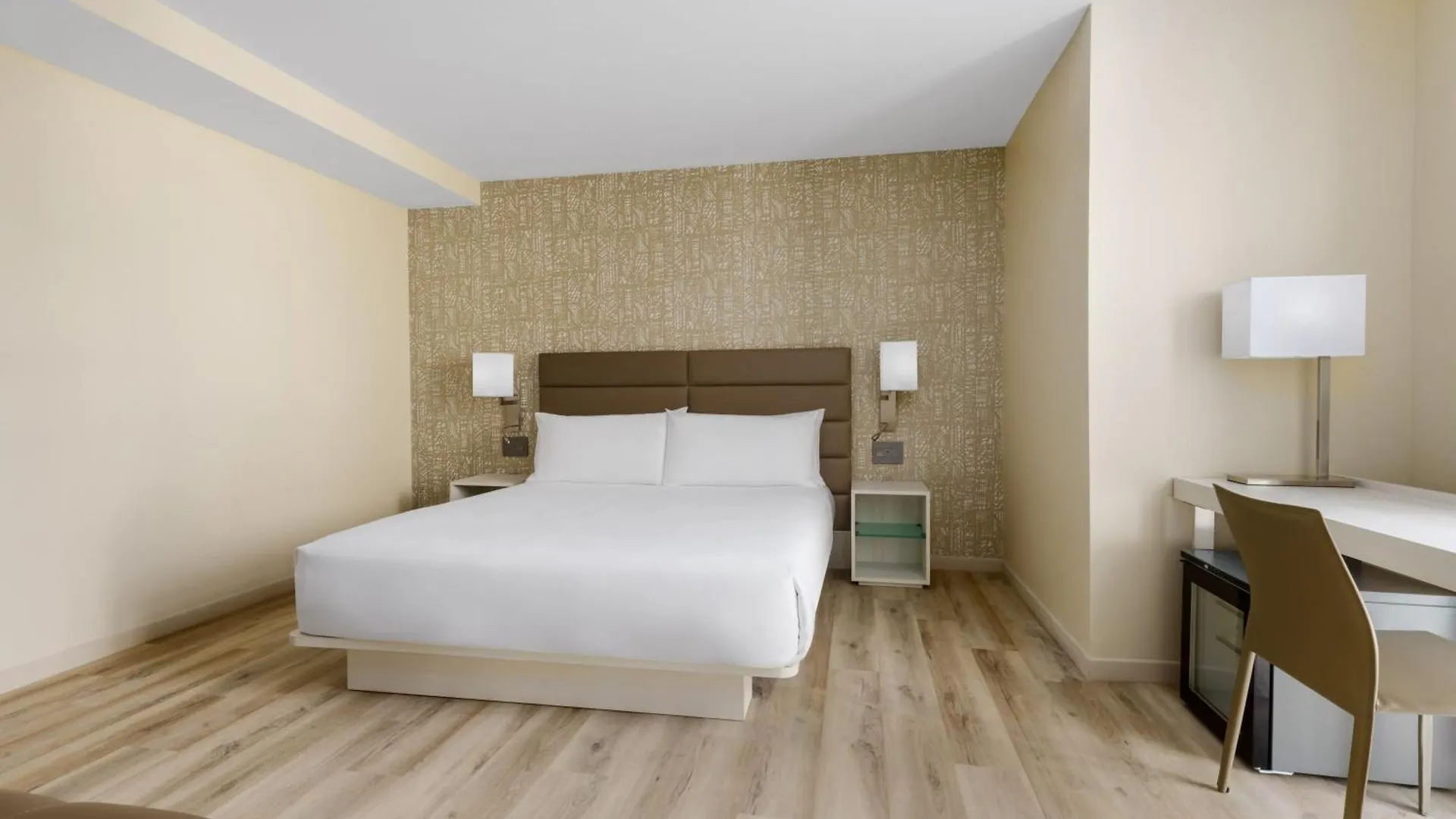 Hotel Ac By Marriott 5th Avenue 4*
