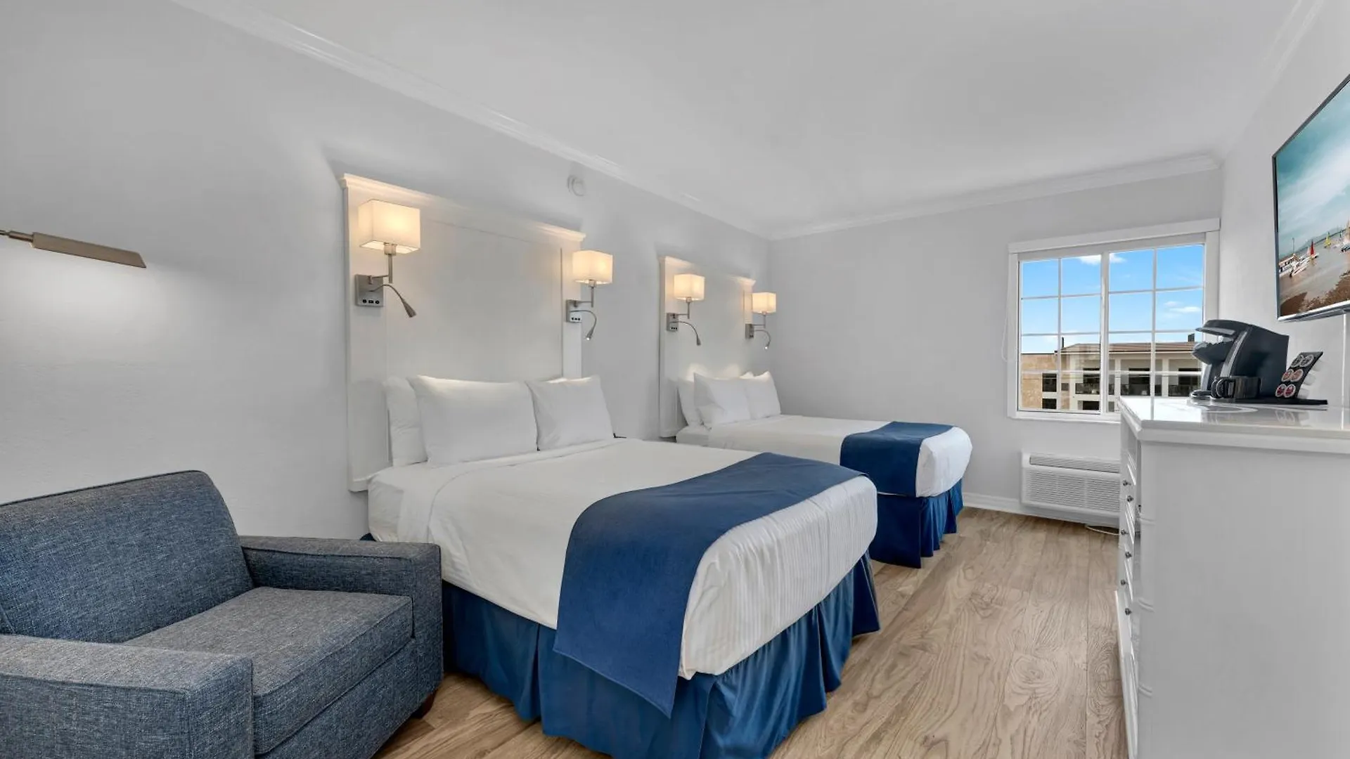 Bayfront 5th Avenue 3* North Naples